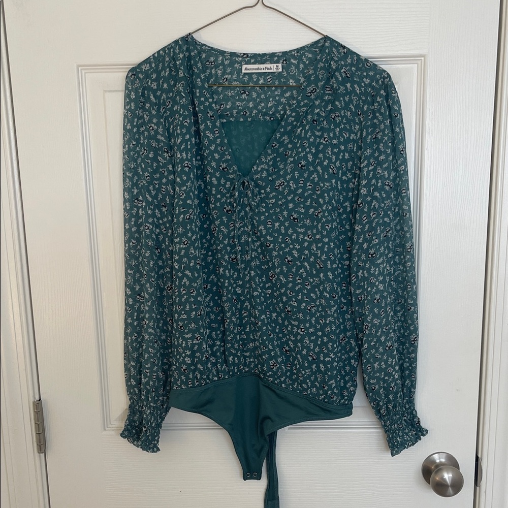Abercrombie Teal Ditsy Floral Bodysuit